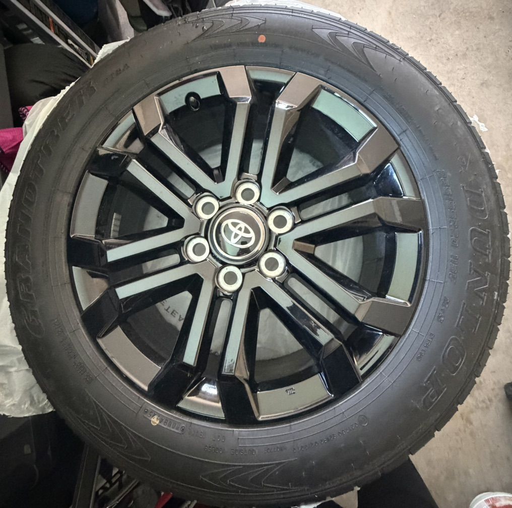 2026 Toyota 4Runner 20” OEM 265/55R20 Wheels/Tires