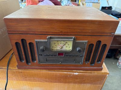Crosley CR704C-PA Wooden Turntable Radio CD Vinyl Player Combo
