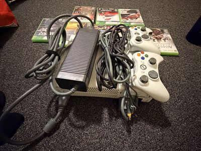 Xbox 360, games and controllers