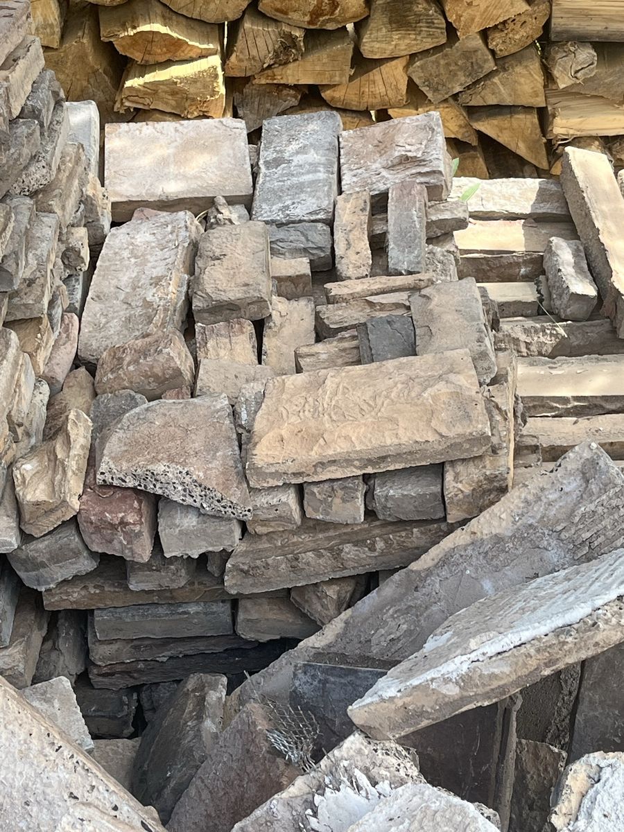 Assorted Stacked Stone Veneer and Masonry Pieces - Used /  FREE come & GET ALL OF THEM 1