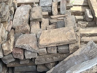 Assorted Stacked Stone Veneer and Masonry Pieces - Used / FREE come & GET ALL OF THEM 1