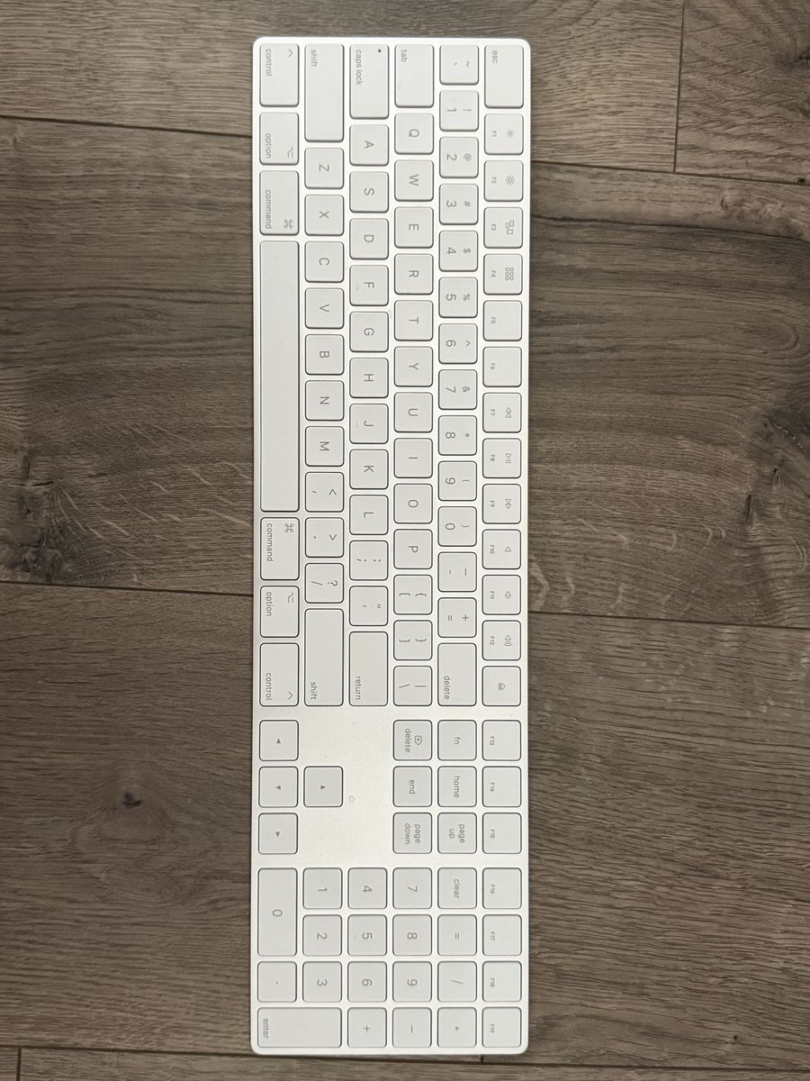 Apple Magic Keyboard with Numeric Keypad - Wireless Bluetooth, Silver White, A1843