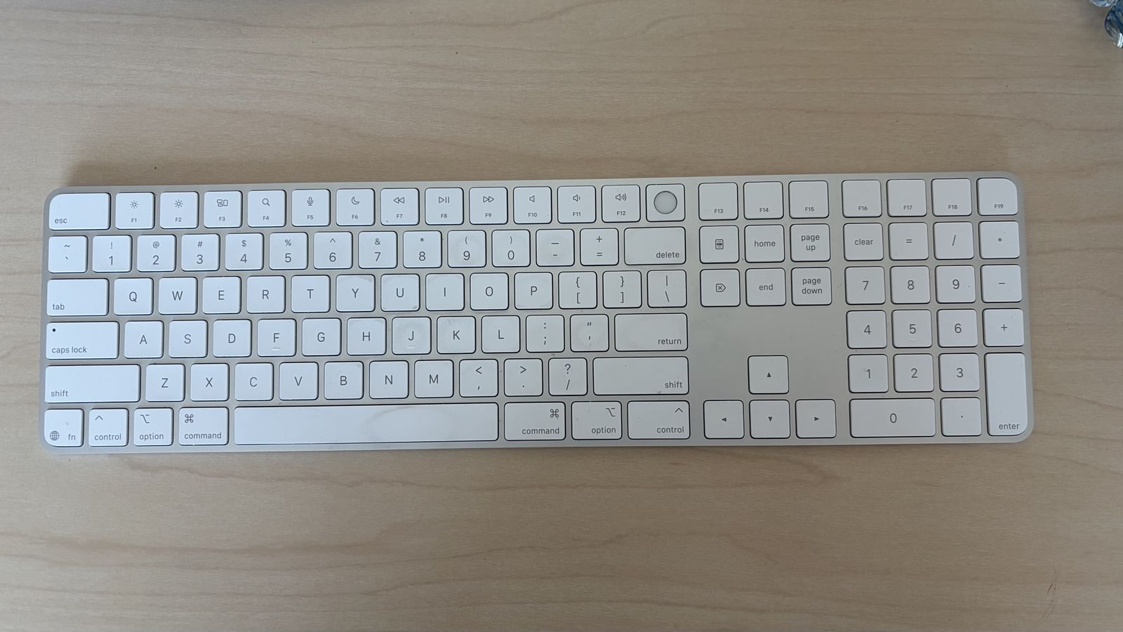 Apple Magic Keyboard with Touch ID and Numeric Keypad - Silver