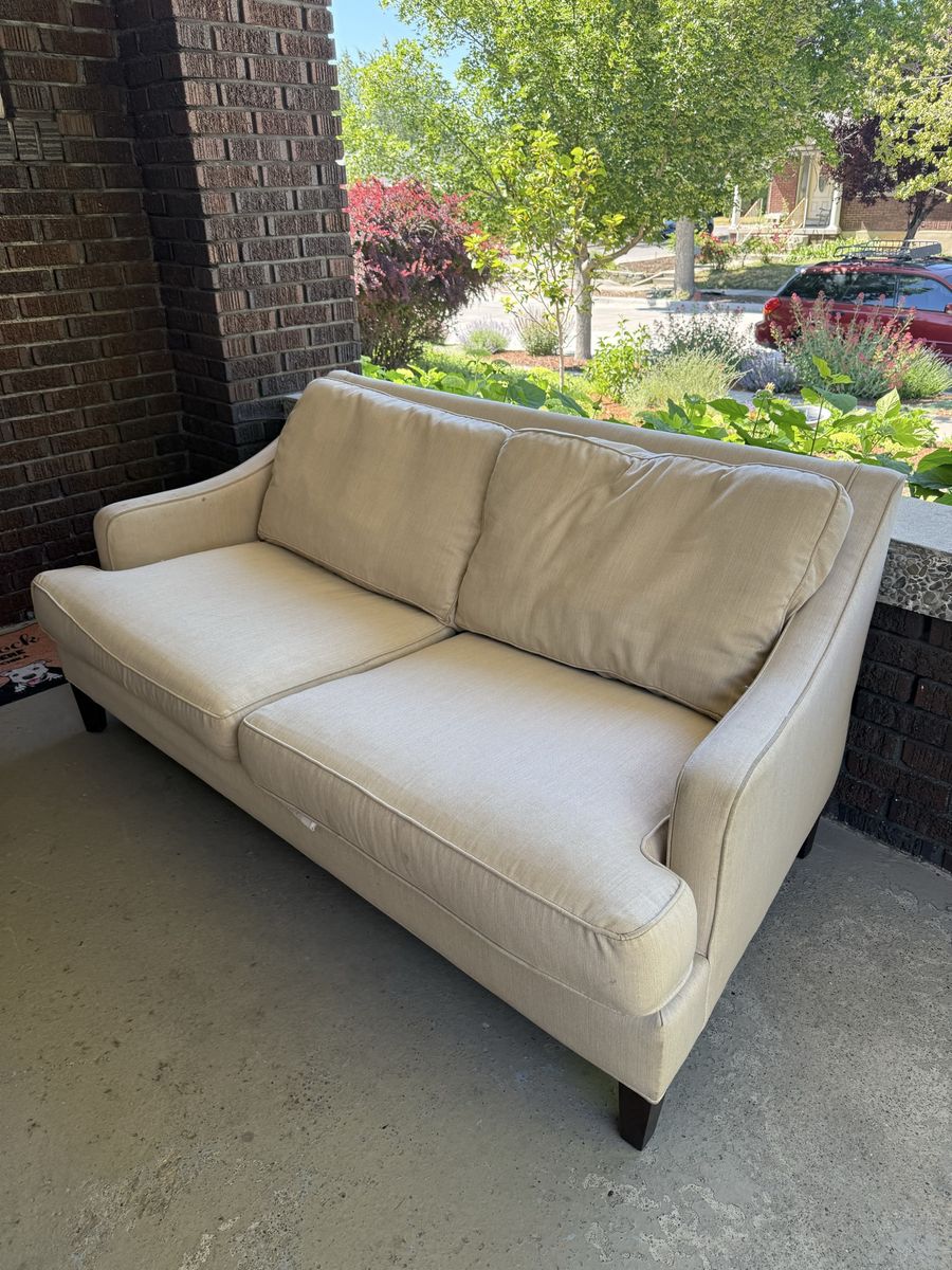 Pottery Barn loveseat/couch