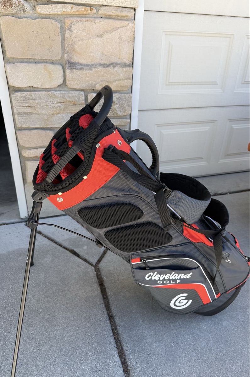 Cleveland Golf LT Lightweight Stand Bag - Brand New