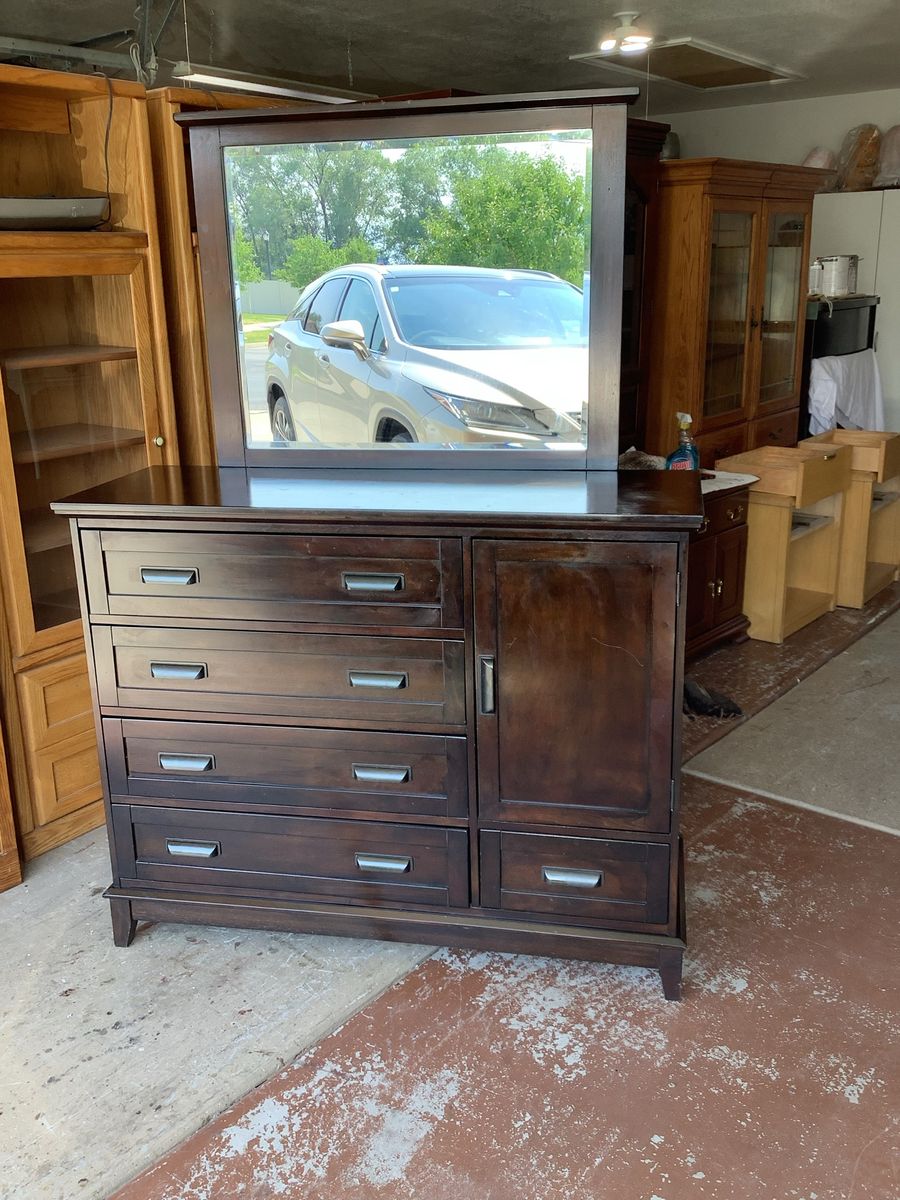 Dark Wood Dresser with Mirror - Spacious Storage for Bedroom