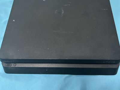 PS4 slim