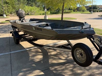 Weldbuilt Boat with mud buddy 35hp sport (Duck hunting)