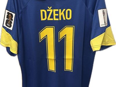 Bosnia and Herzegovina Home SOCCER Jersey Dzeko 11