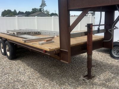 Goose neck Flat bed trailer