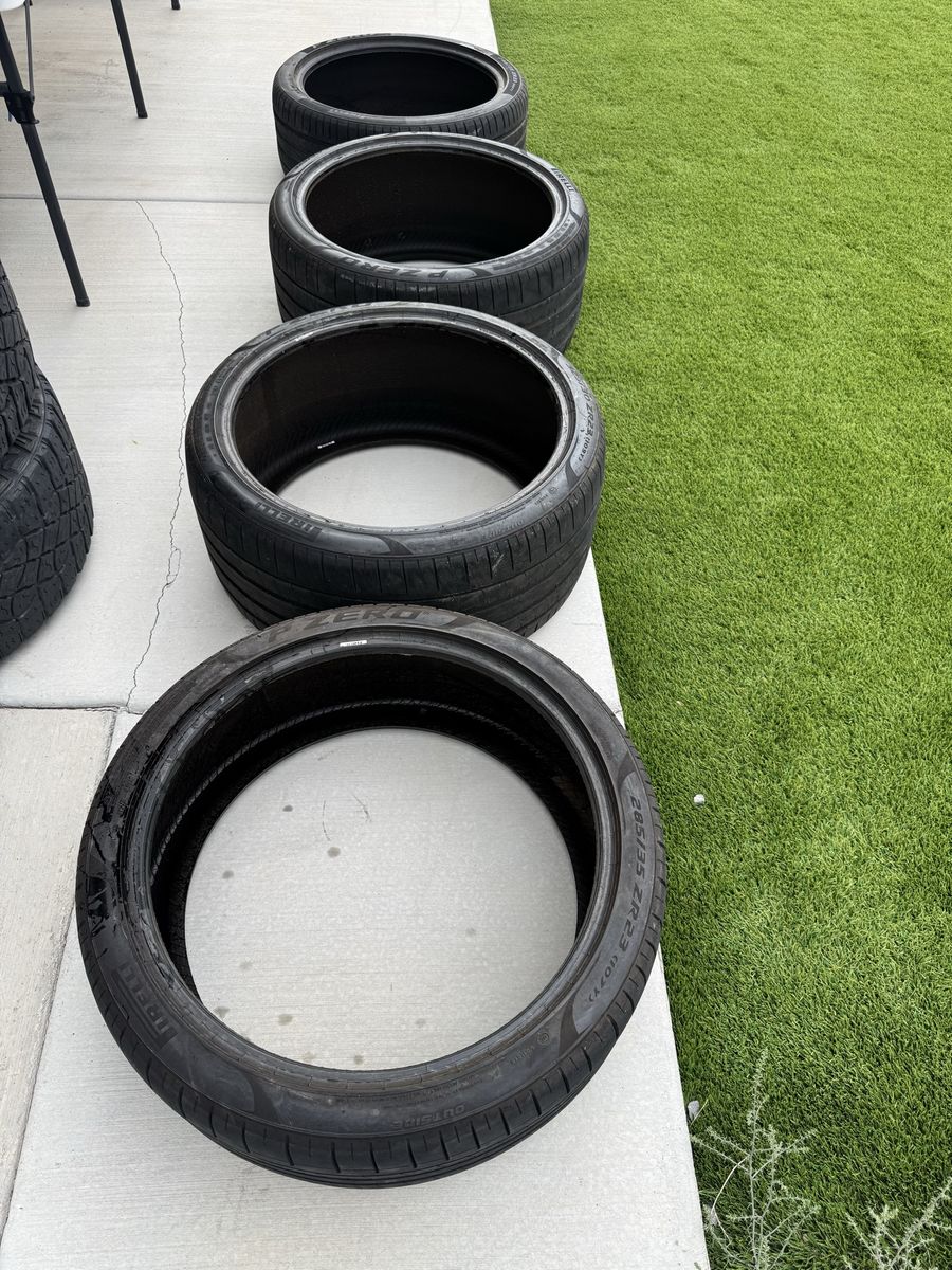 Set of 4 Used Pirelli P Zero Tires 285/35 Z R23 325/30 Z R23