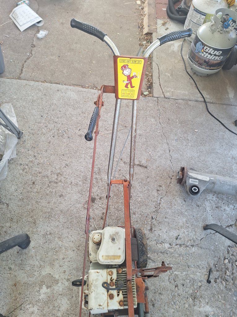 Main image 3