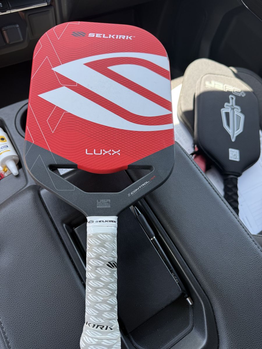 Selkirk LUXX Control Air Pickleball Paddle - Red & White
