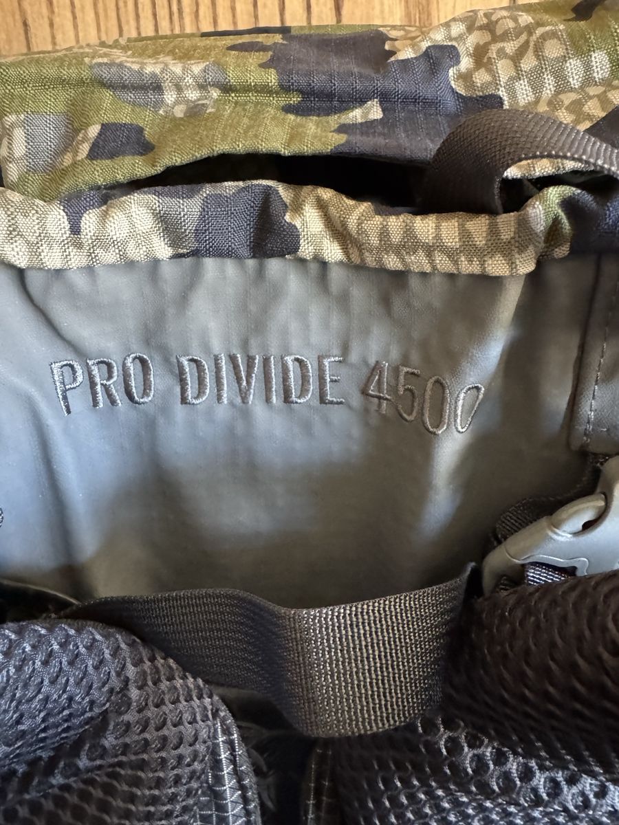 Kuiu Pro Divide 4500 Hunting Backpack Camo