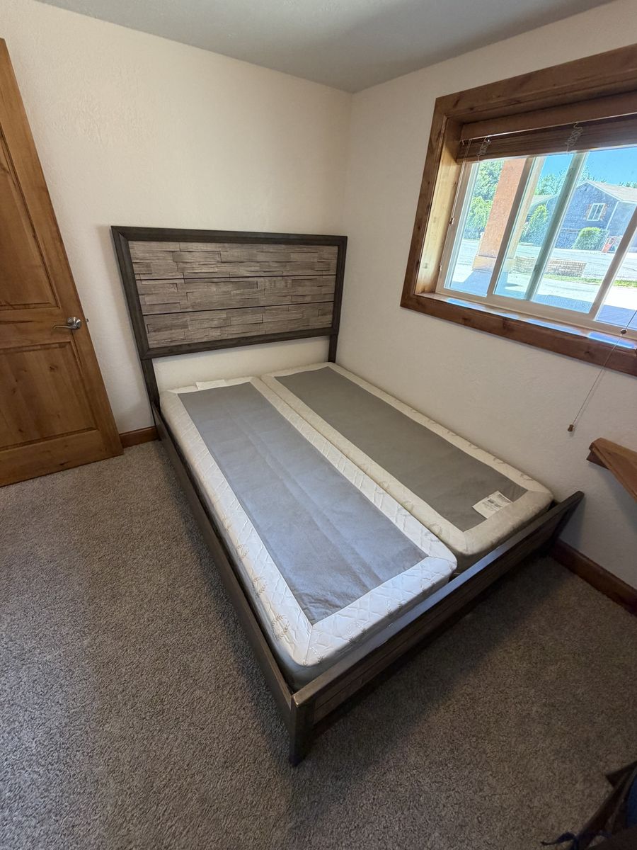 Queen Wooden Bed Frame, Headboard and Box Springs