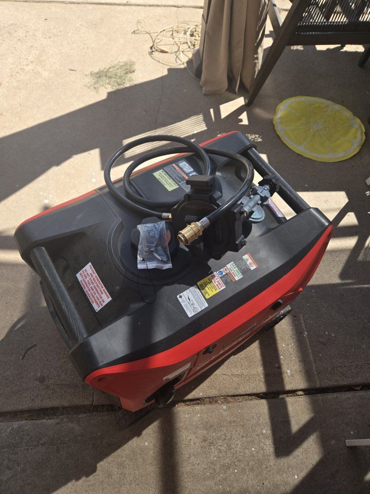 Predator Super Quiet Inverter 5000 Dual Fuel Generator