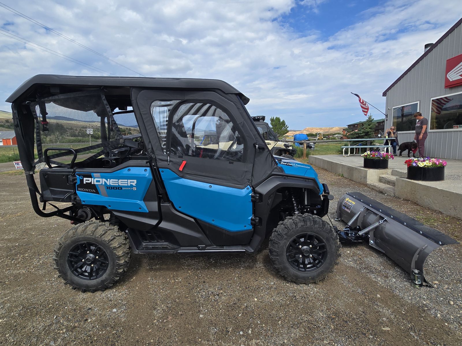 Honda Pioneer 1000-5 
