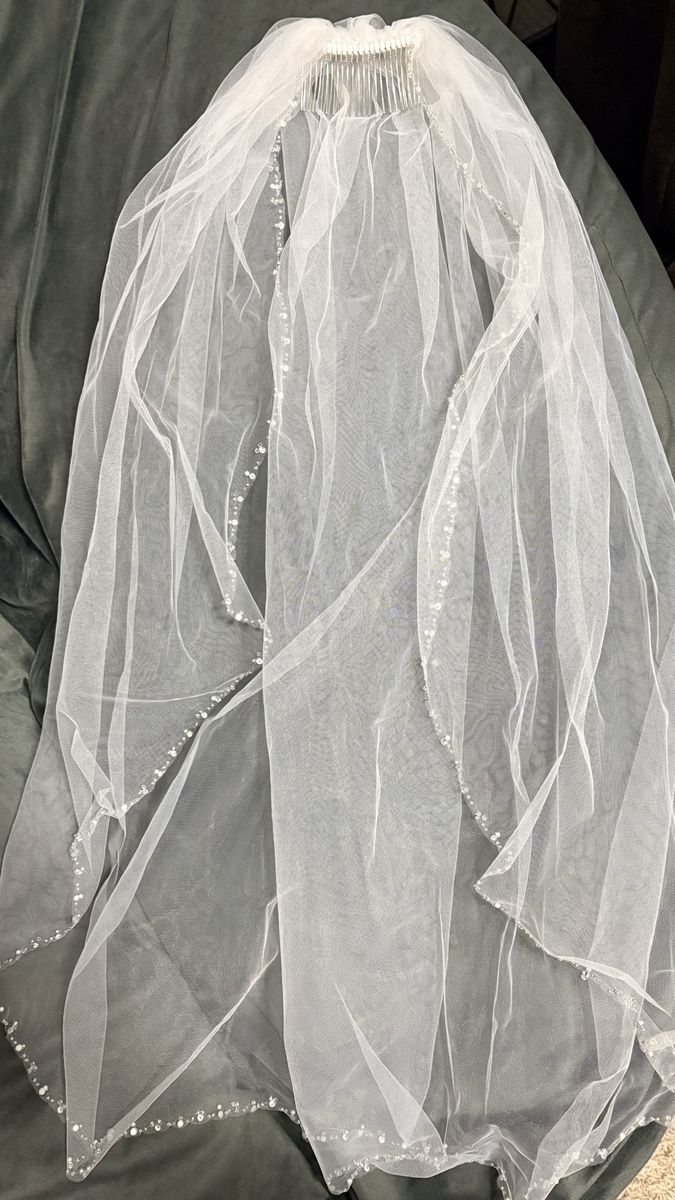 Main image 10
