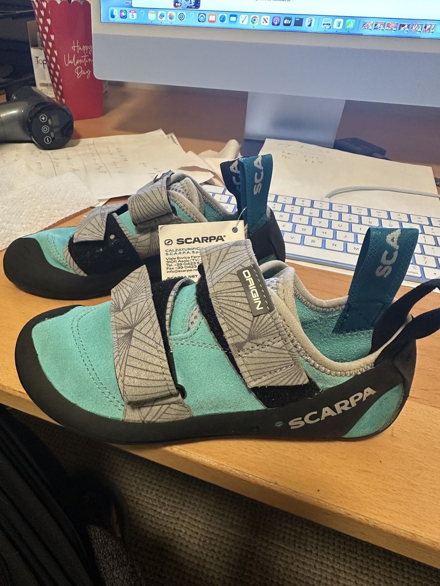 Scarpa Origin Women's climbing shoe, size 36.5 (womens 5 2/3)