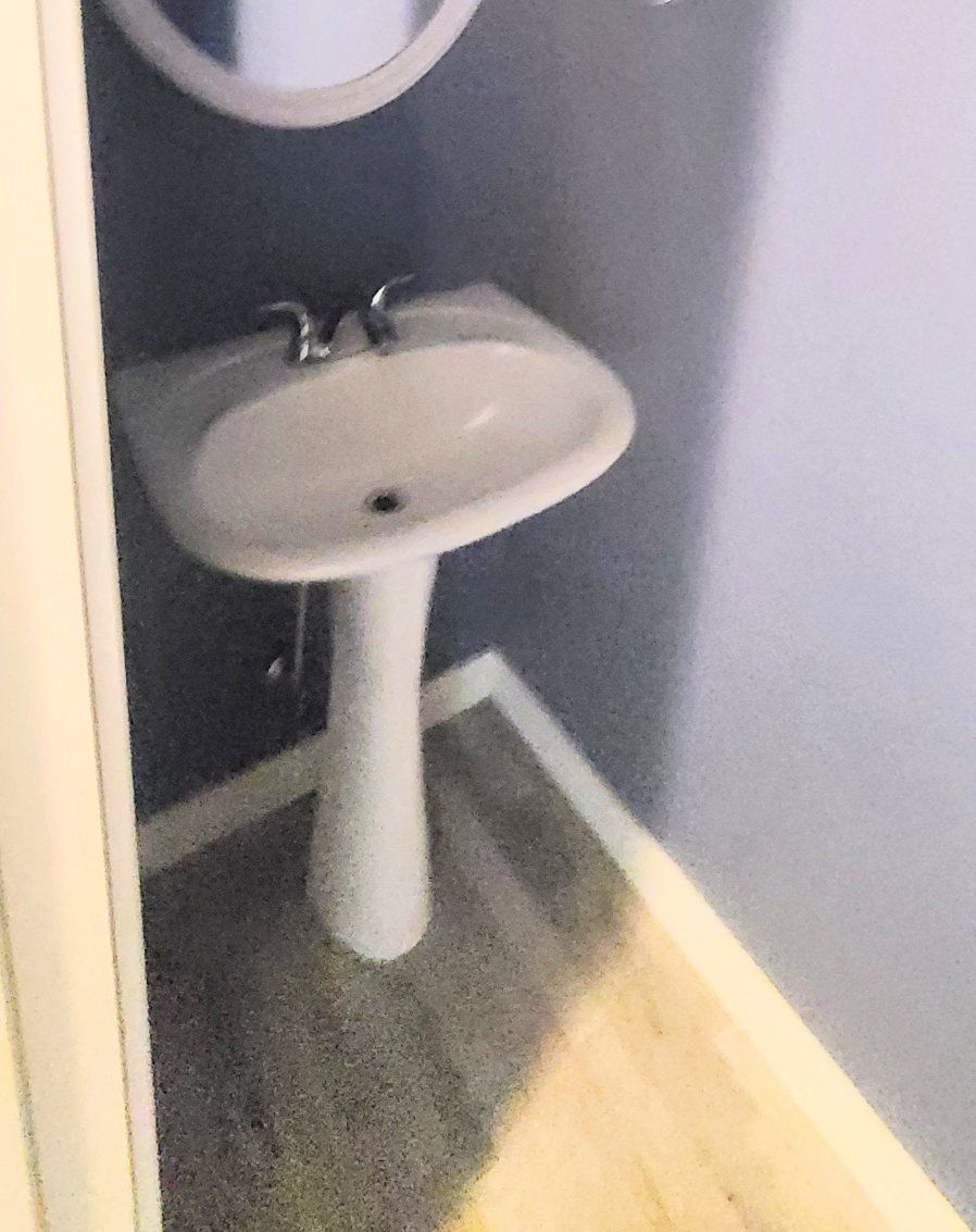 White Porcelain Pedestal Sink Basin & Base