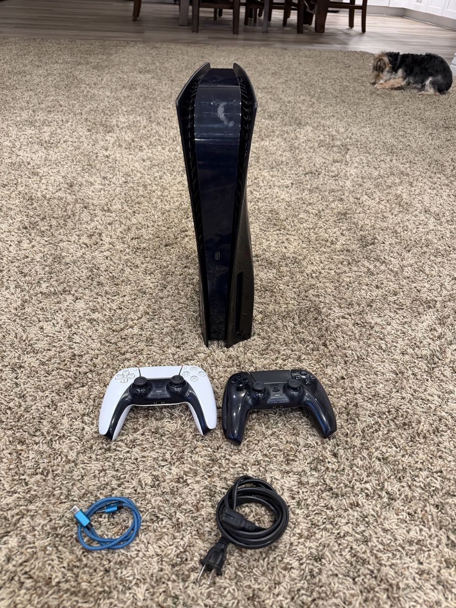 Sony PlayStation 5 PS5 Disc Version Console with 2 Controllers and Cables - Excellent Condition
