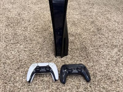 Sony PlayStation 5 PS5 Disc Version Console with 2 Controllers and Cables - Excellent Condition