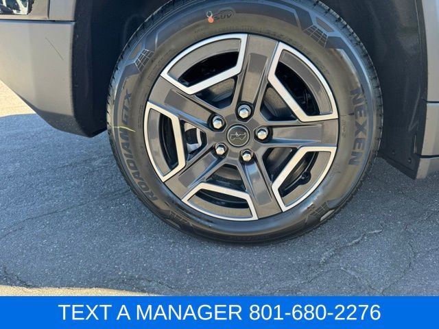 Main image 9
