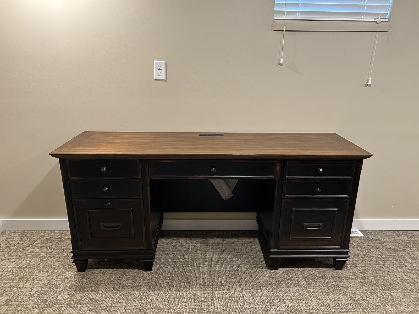 Office desk