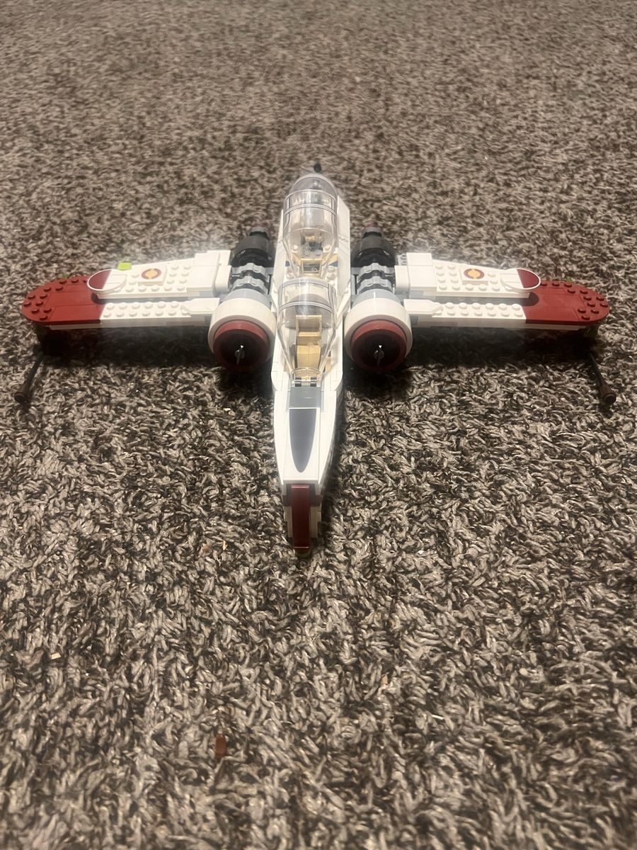 LEGO Star Wars Clone Z-95 Headhunter Starfighter 75004 w/ Minifigures & Droid