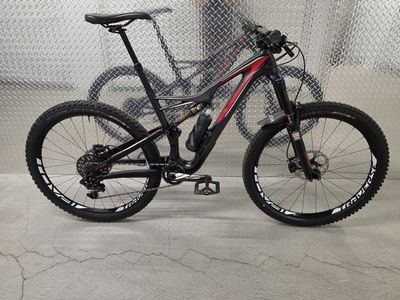 Specialized Stumpjumper carbon expert Medium. 27.5