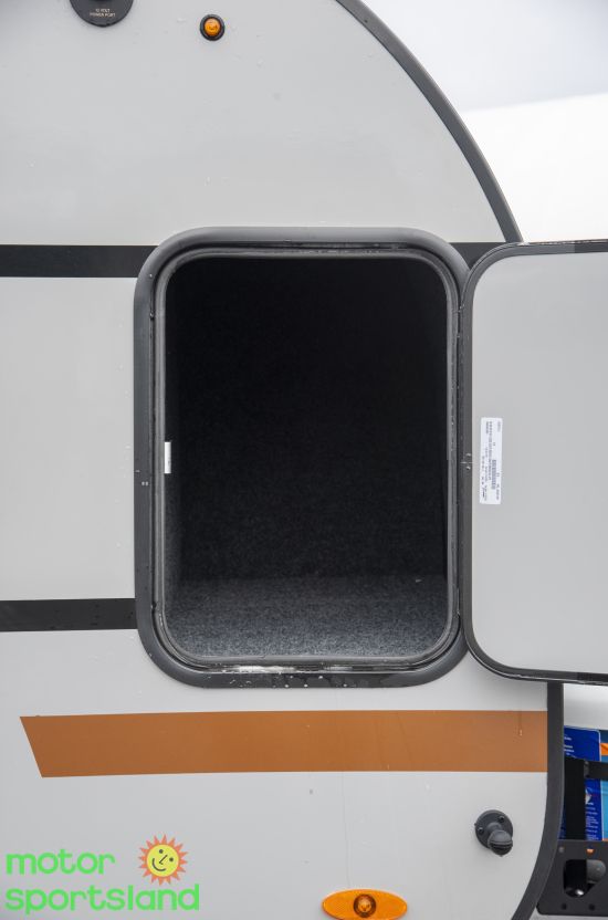 Main image 11