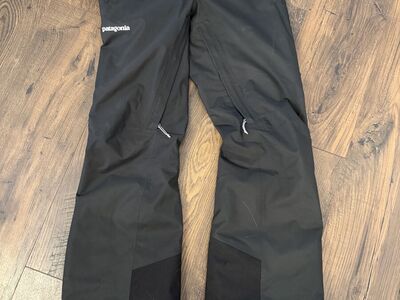 Women's Patagonia Insulated Snowbelle Pants - size XS, Short