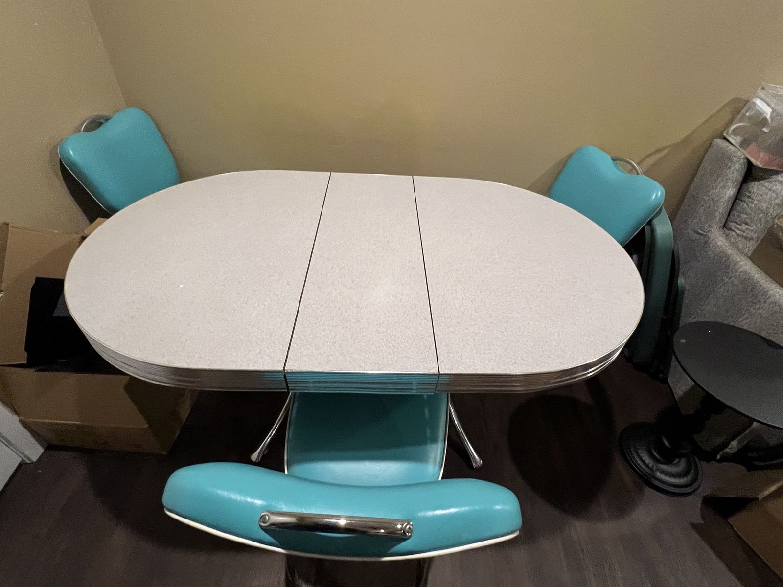 Retro style dining table and 4 chairs