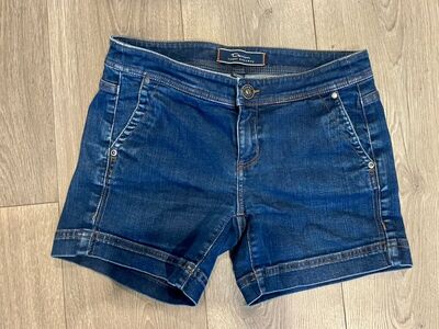 Tommy Bahama Womens Shorts