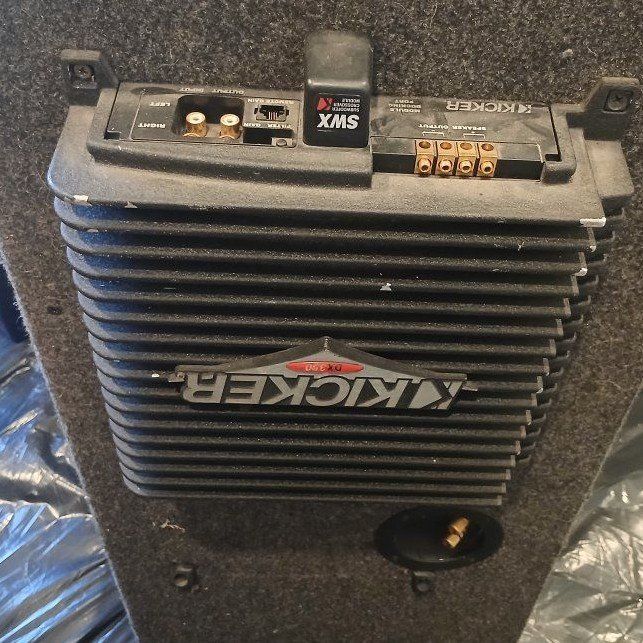 Kicker DX350 Car Audio Amplifier - Like New!
