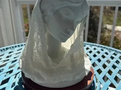 LLADRO "SMALL BUST WITH VEIL" #1539 FIGURINE: VERY RARE NO BOX - DAMAGED VEIL