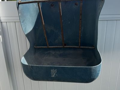 Hanging Horse or Livestock Feeder