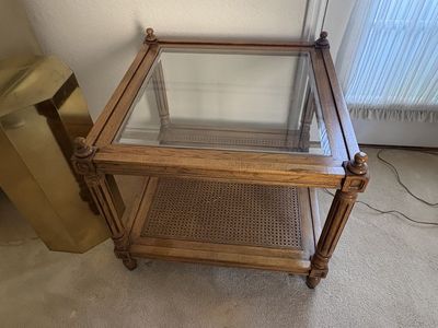 Mid-Century Traditional Square Side Table - Glass & Woven Cane Accent $60 cash/venmo in Provo