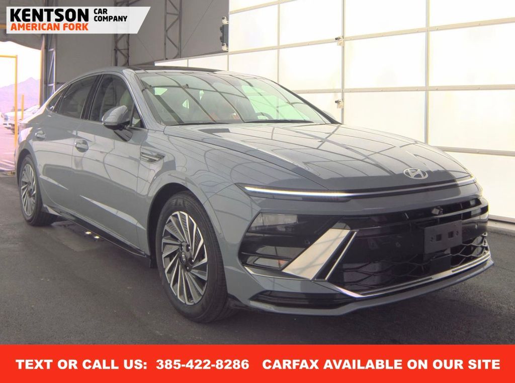 2025 Hyundai SONATA Hybrid Limited