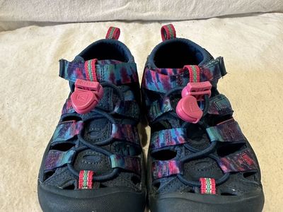 Keen Toddler 9 Blue/Pink Marbled Hiking Sandals