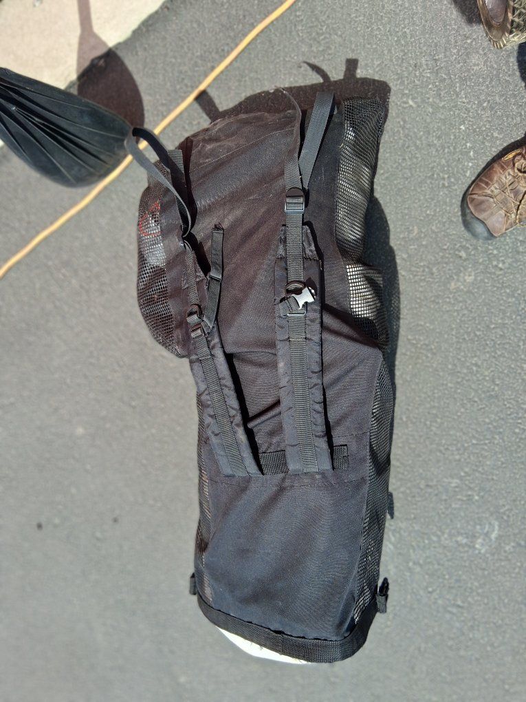Main image 3