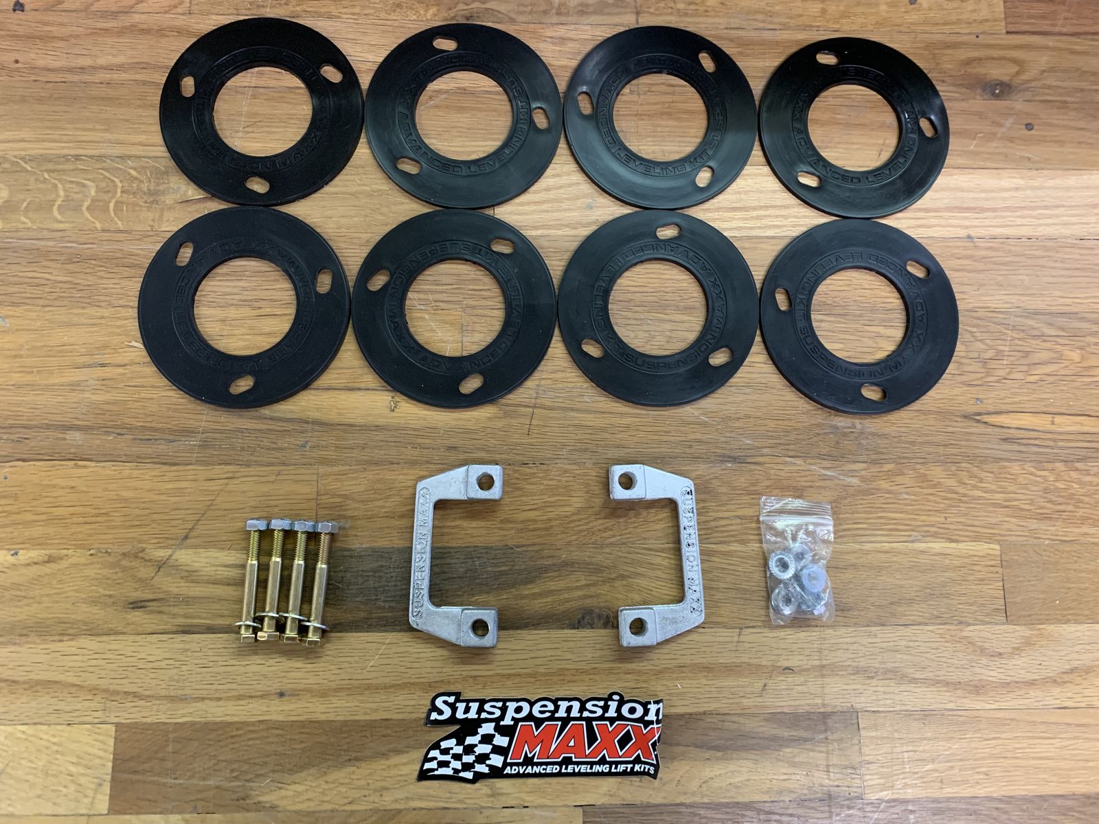 SuspensionMaxx Leveling Kit 2007-18 GMC Serria Chevy Silverado Half Ton Trucks and SUV's Suspension Maxx GM725