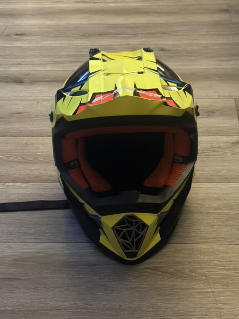 Helmet For Sale LS2