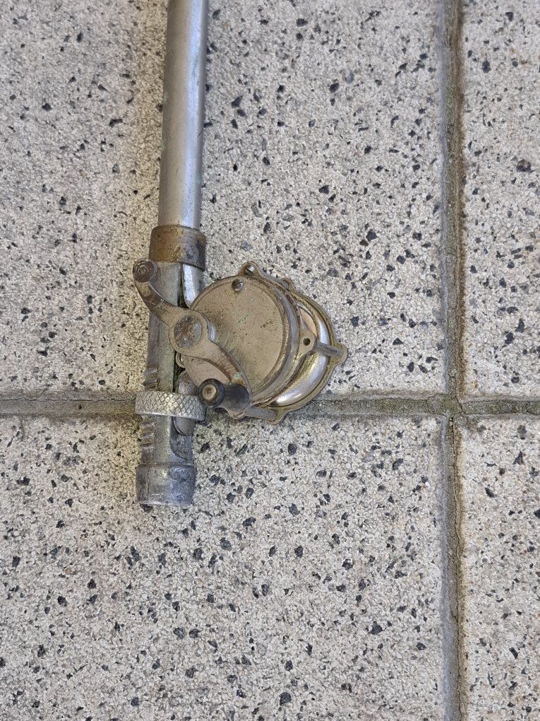 Main image 3