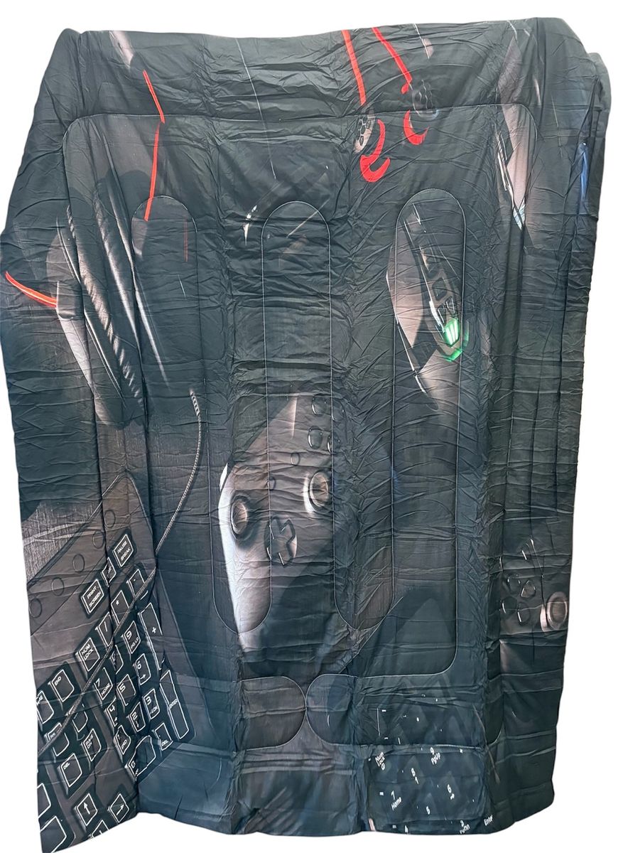 Twin Size Gaming Quilt with Matching Pillowcase