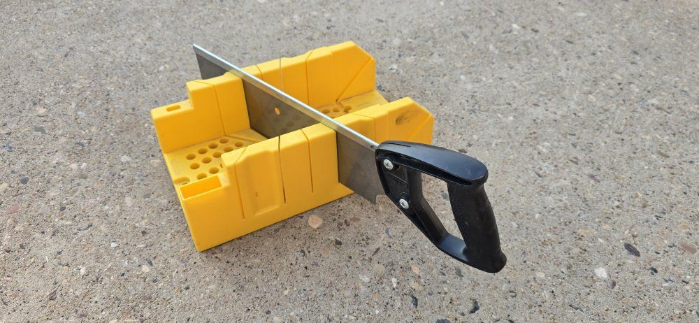 Stanley Miter Box with Hand Saw Set
