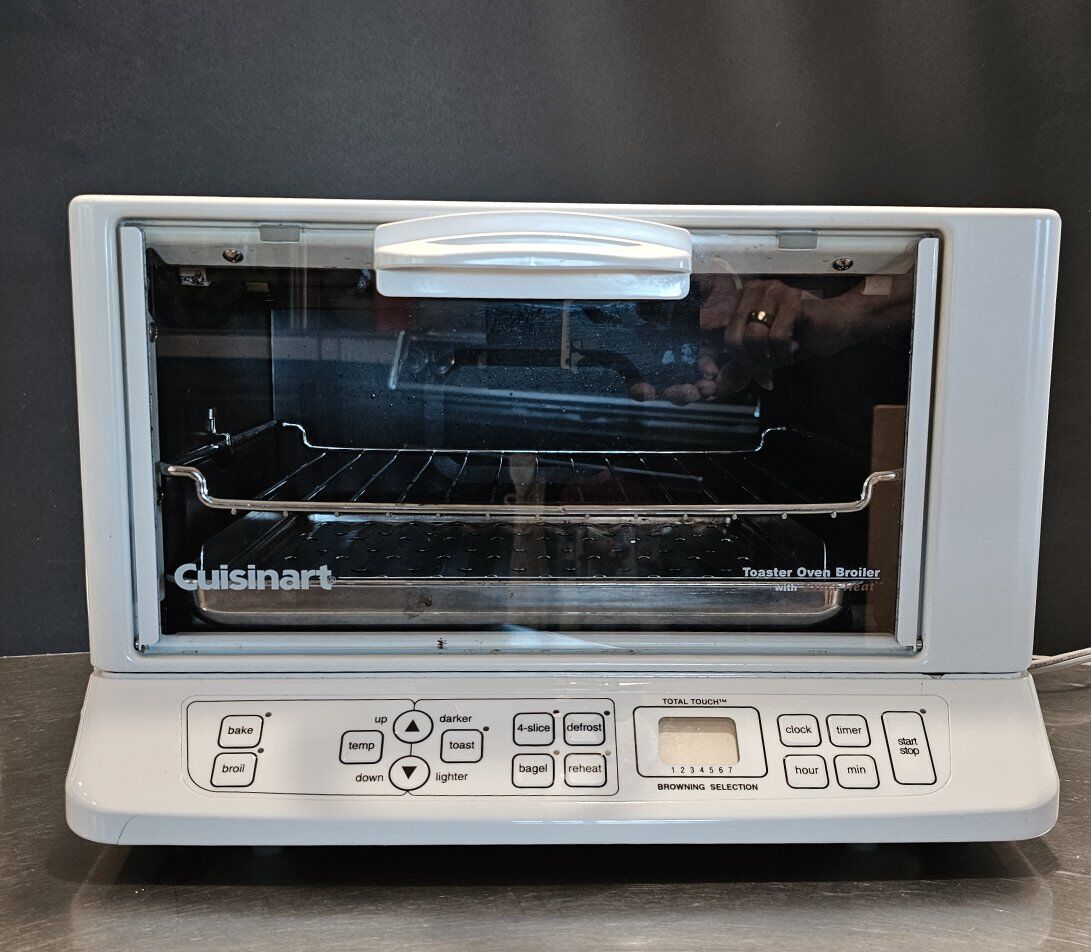 CUISINART Exact Heat White Toaster Oven Broiler
