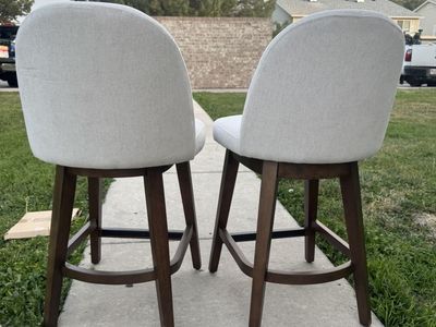 Ophelia counter height swivel stools