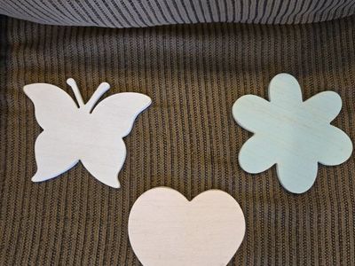 cute wooden wall decor set (Butterfly, Flower, Heart)
