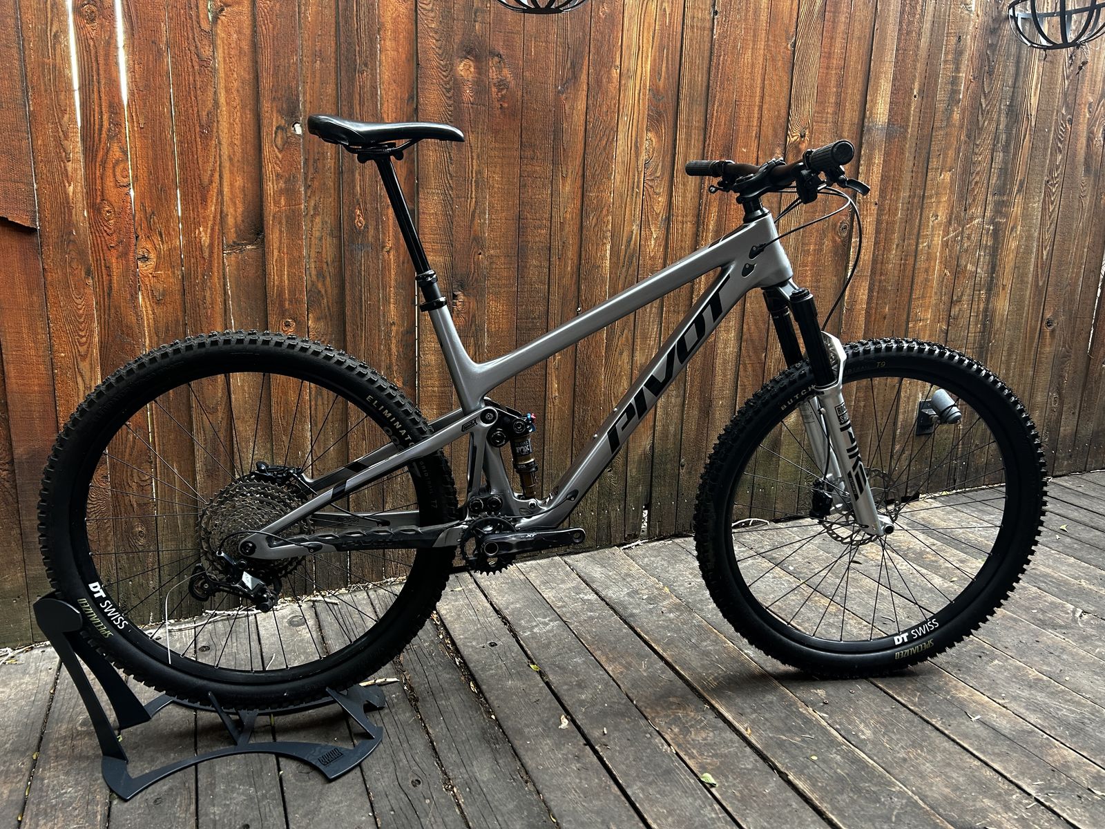 Pivot Trail 429 XL